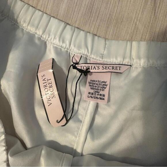 Victoria’s Secret Candy Heart shorts - Picture 3 of 4